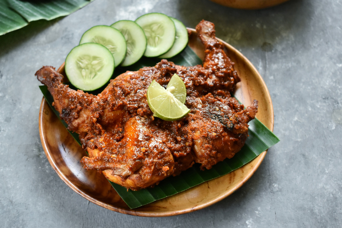 Hidangan Ayam Taliwang yang lezat khas Lombok