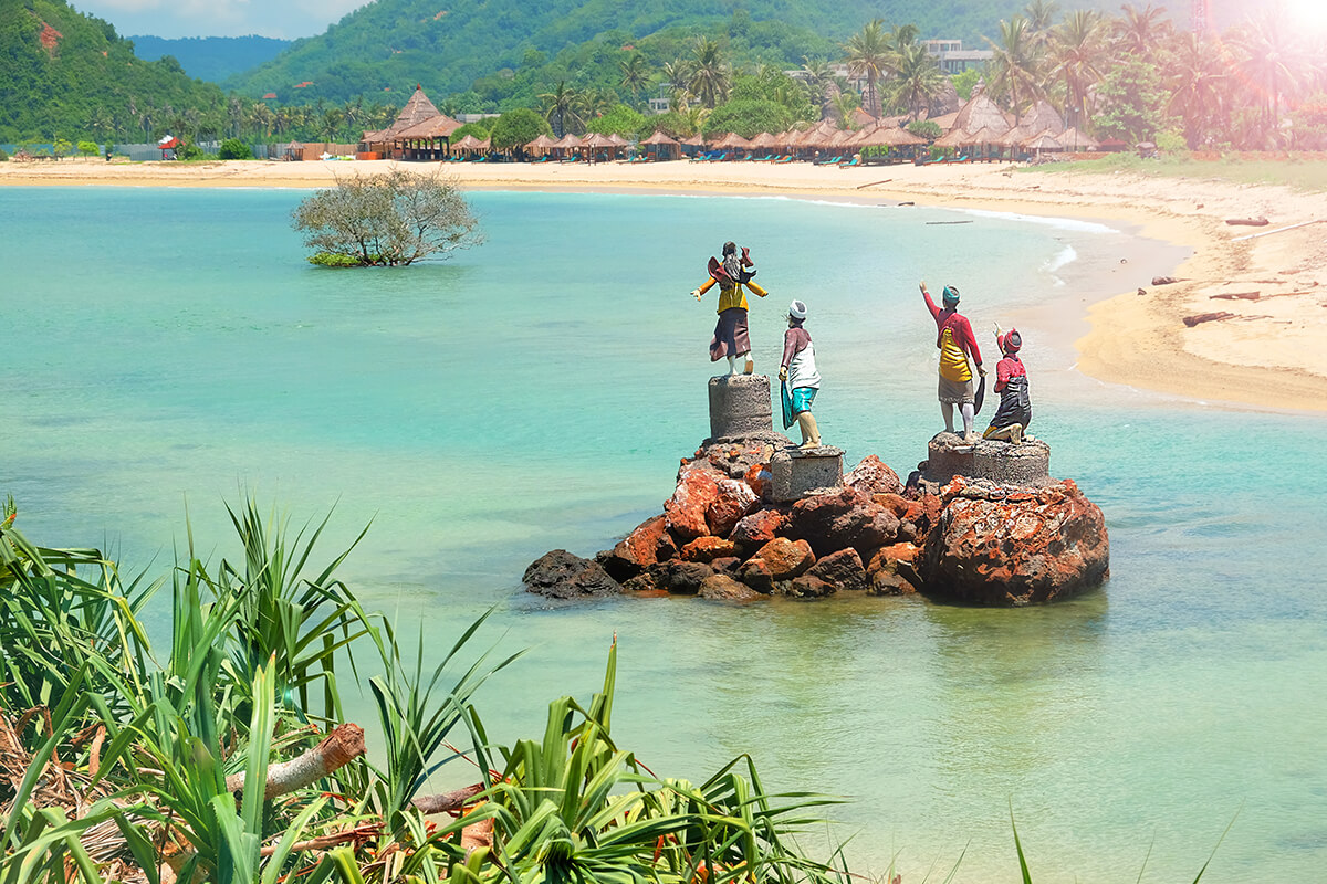 Join The Festive Bau Nyale Festival 2019 in Beautiful Lombok Island